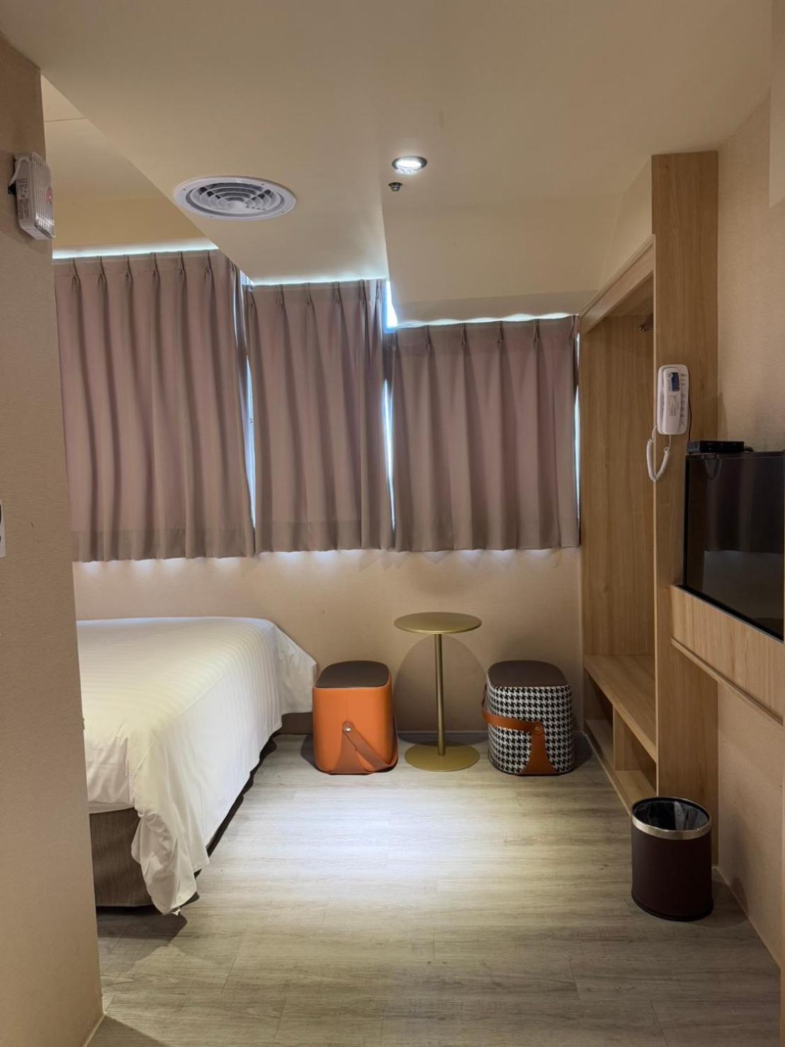 Rich & Free Hotel - Fuzhong 富逸旅趣-板橋府中館 Тайбей Екстер'єр фото